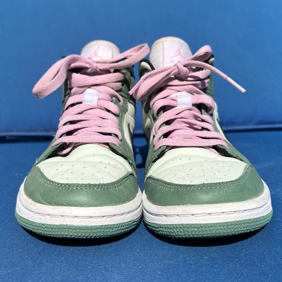 Nike Air Jordan 1 Mid SE Dutch Green Leather Sneakers CZ0774-300 - Picture 9 of 13